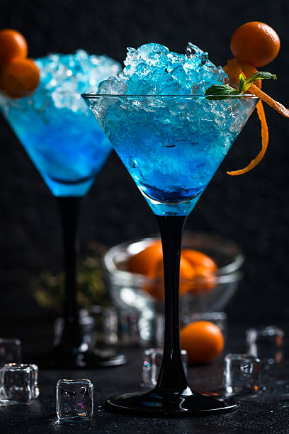 istock Blue cocktail in martini glasses 531418260