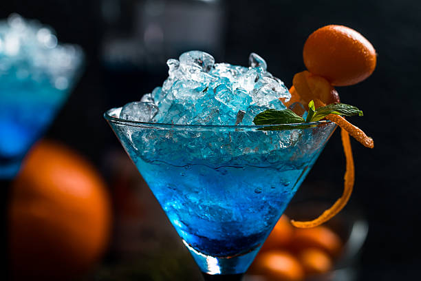 istock Blue cocktail in martini glasses 531418410