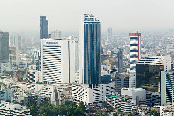 paisagem urbana de bangcoc, tailândia. - silom - fotografias e filmes do acervo