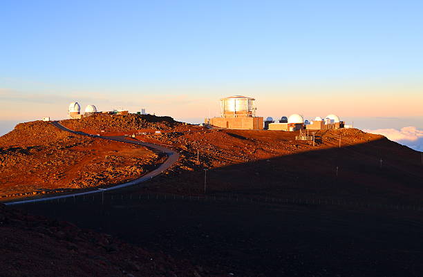 osservatorio dell'haleakala - sunrise maui hawaii islands haleakala national park foto e immagini stock