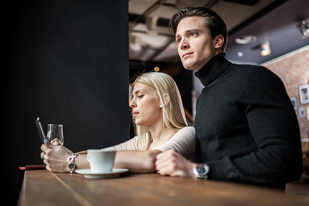 istock Digital entertainment in coffee shop 531480592