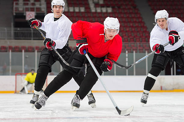 istock Ice Hockey Players in the Action 531481205