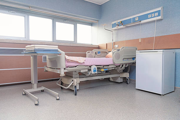 больничная номер - hospital bed air conditioner pillow стоковые фото и изображения