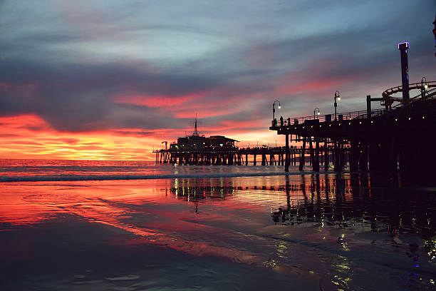 istock Beautiful Santa Monica Sunset 531506565