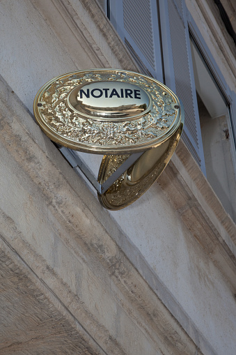 sign of a notary