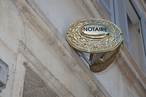 A sign of a notary