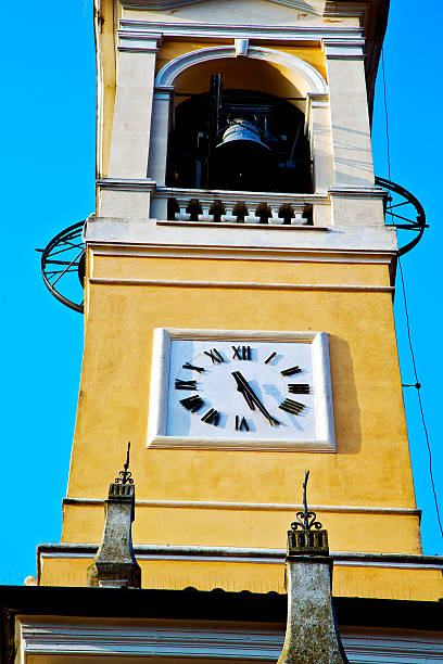 istock in cislago old a    italy   the   wall  and  tower b 531507521