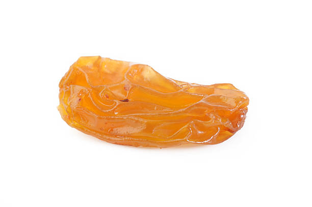 istock yellow sultanas raisin 531540610