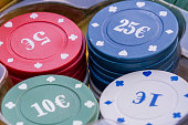 fichas-de-poker.jpg?b=1&s=170x170&k=20&c=AHF3wld0ppEyT_cih2Mu_tN-2gKQdIz4u3ZOnIYyJ_Y=