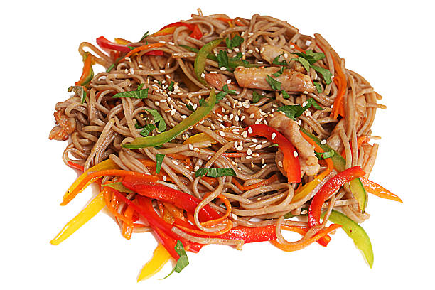 istock Japanese noodles with vegetables and chicken 531560996
