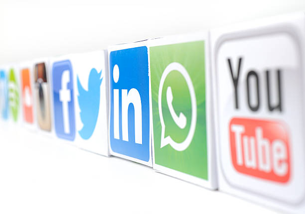 Social networks İstanbul, Turkey - December 17, 2014: Paper cubes with Popular social media services icons, including Facebook, Instagram, Youtube, Twitter on a white background. pinterest stock pictures, royalty-free photos & images