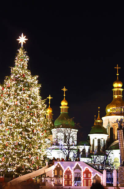 istock Winter holidays on Sophia square in Kyiv 531607405