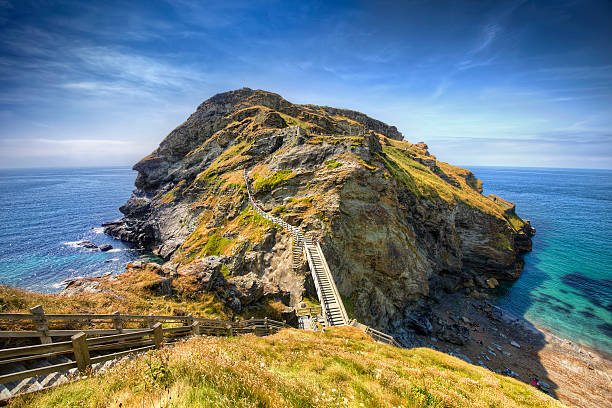 tintagel - coastline uk cornwall england rock - fotografias e filmes do acervo