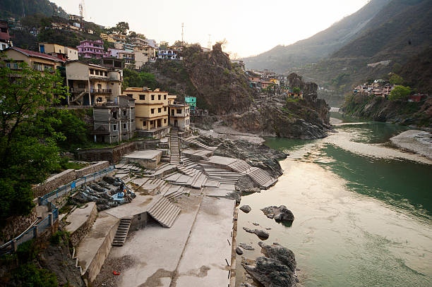 istock Rudraprayag town with Alaknanda river on the right 531611932