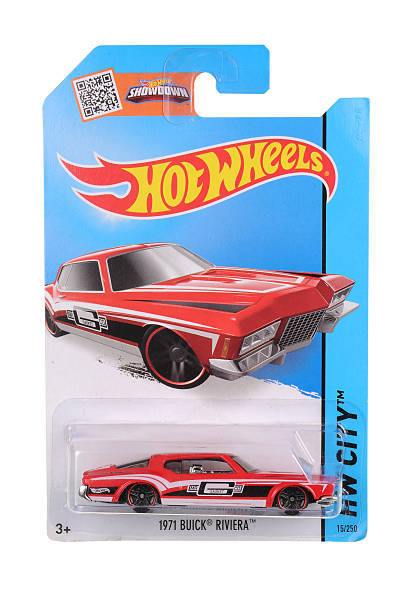 1971 buick riviera quente diecast de rodas de carro de brinquedo - mint condition imagens e fotografias de stock