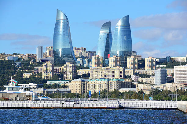 flame towers von baku - aserbaidschan stock-fotos und bilder