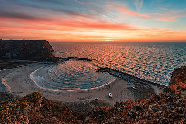 istock Cloudy sunrise at Bolata bay, Bulgaria 531620906