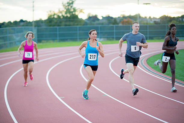 istock Rounding the Track During the Race 531625602