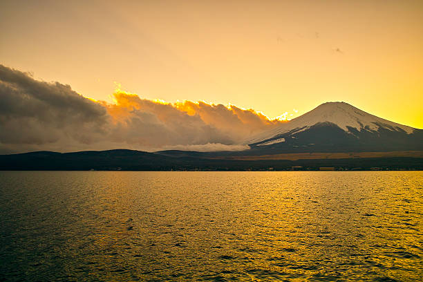 istock Iridescent clouds and Mt.Fuji 531655379
