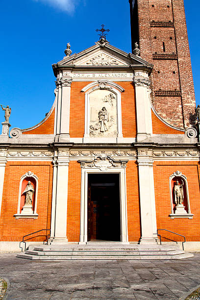 istock in  the mozzate  old  closed brick tower sidewalk 531659669
