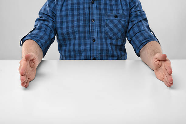 istock Close-up hands of man in the forming a frame 531713822