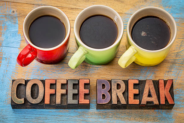istock coffee break banner in wood type 531715550