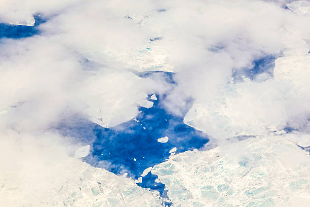 istock sheet of ice floating on the arctic ocean 531725189