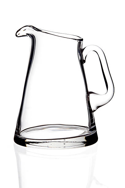 jarro de água xxxl - pouring water carafe glass - fotografias e filmes do acervo