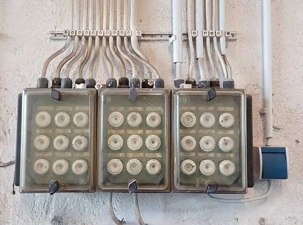 Photo of old electric fuse box