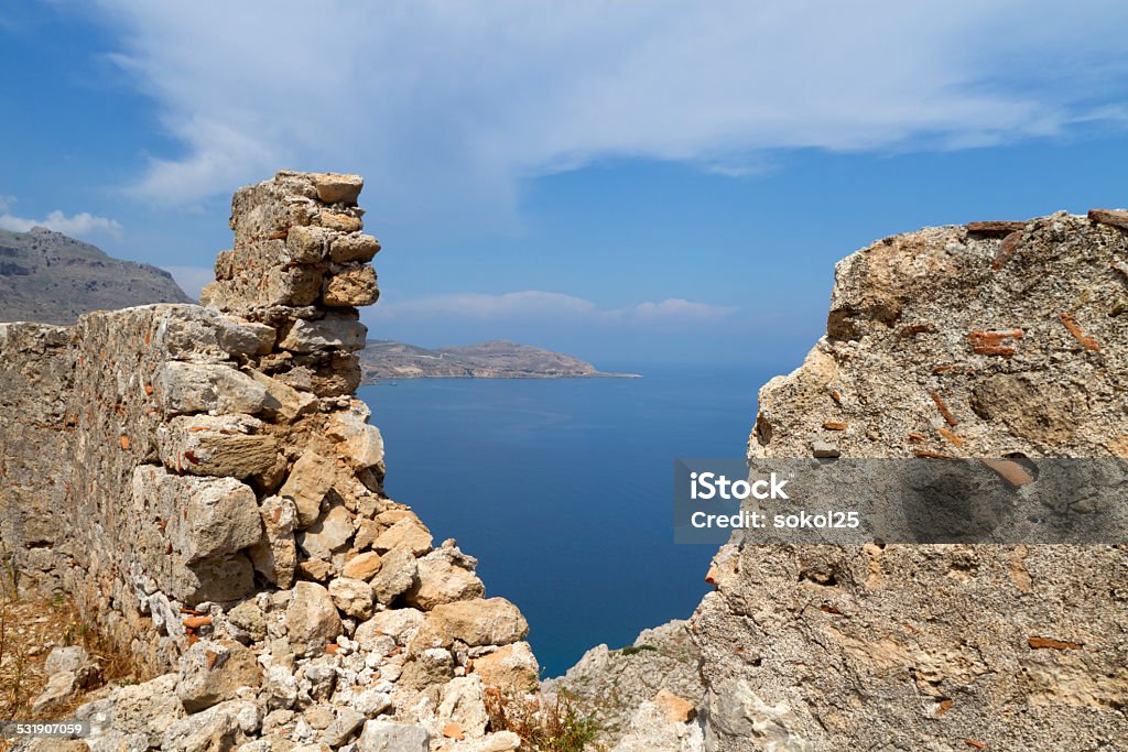 Ruinas del castillo Pheraklos en la isla de Rodas - Foto de stock de 2015 libre de derechos