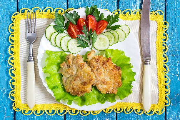 istock Homemade chopped cutlets with tomato and cucumber 531913806