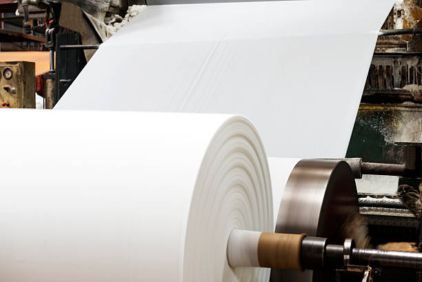 moinho de papel e pasta - paper paper mill mill factory - fotografias e filmes do acervo