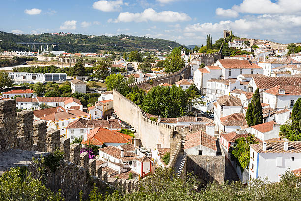 el pueblo fortificadas obidos, portugal - retaining wall fortified wall surrounding wall stone wall fotografías e imágenes de stock