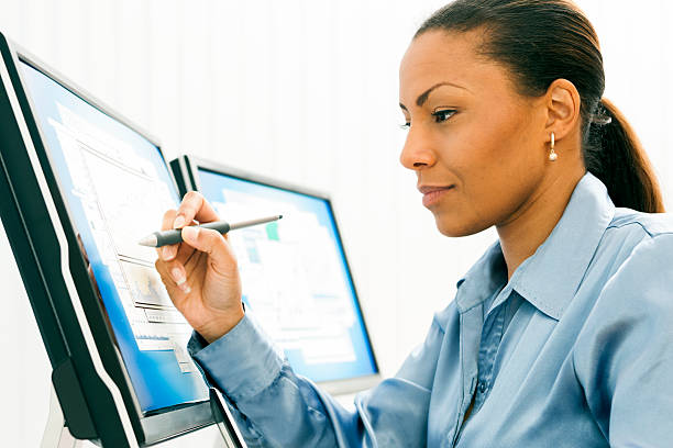 istock Business Women 531965372