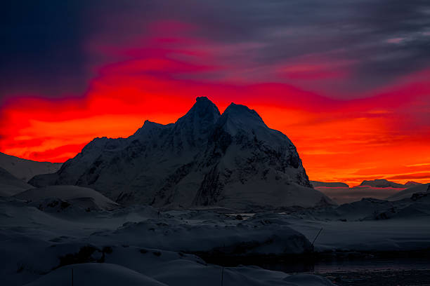 istock Beautiful snow-capped mountains 531983787