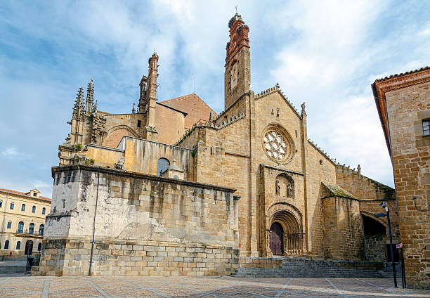 istock Old Cathedral Santa Maria de Plasencia Spain 531992386