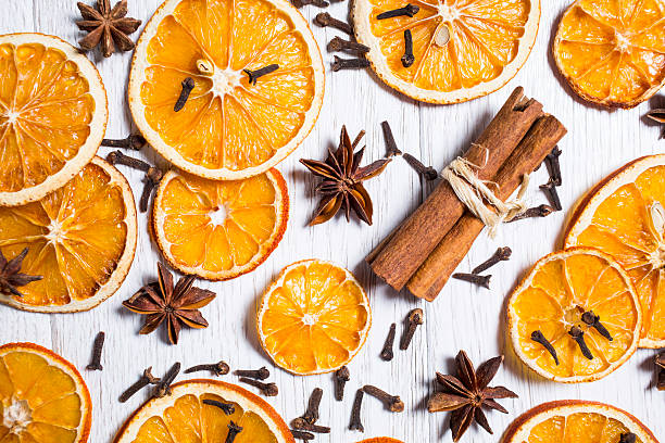 decoración de navidad - - christmas anise star anise clove fotografías e imágenes de stock