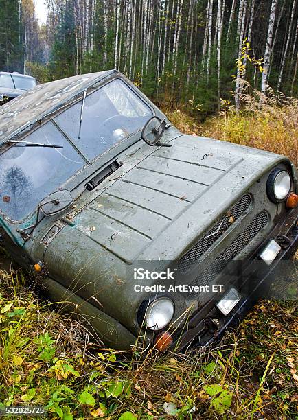 Russian Plain Road In The Heart Of Siberia Stock Photo - Download Image Now - 2015, 4x4, Activity