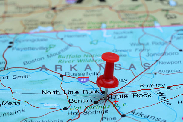 little rock pinned en un mapa de estados unidos - little rock fotografías e imágenes de stock
