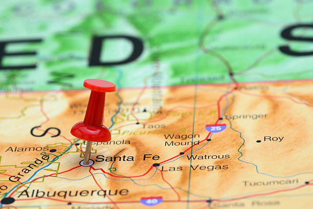 istock Santa Fe pinned on a map of USA 532090421