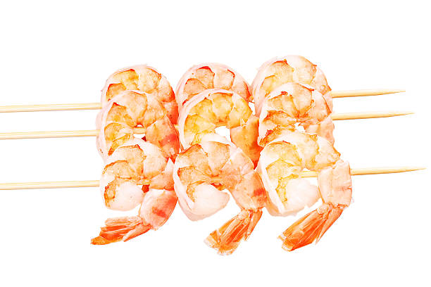 istock Ready to eat shrimps isolated on white background 532094181