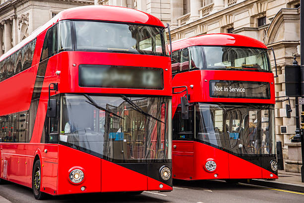 moderno londra autobus - london england on the move commuter rush hour foto e immagini stock