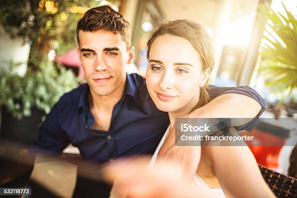 Teenagers Couple Take A Selfie Stock Photo - Download Image Now - 20-29 Years, 2015, Adolescence