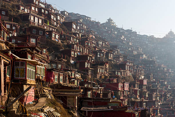 istock Larung gar(Buddhist Academy) in Sichuan, China 532166670
