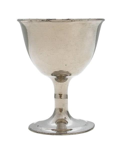 istock Drinking vessel made of tin 532191587