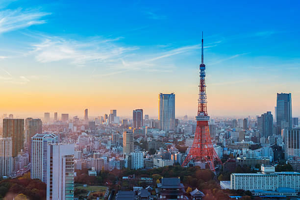 Tokyo Tower Tokyo Tower at sunset and twilight hours tokyo japan stock pictures, royalty-free photos & images