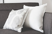weiche-kissen-auf-sofa.jpg?b=1&s=170x170