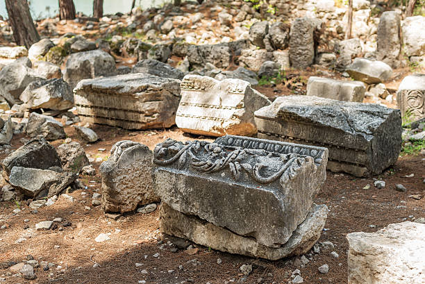 руины в античный город фаселис, турция - anatolya стоковые фото и изображения