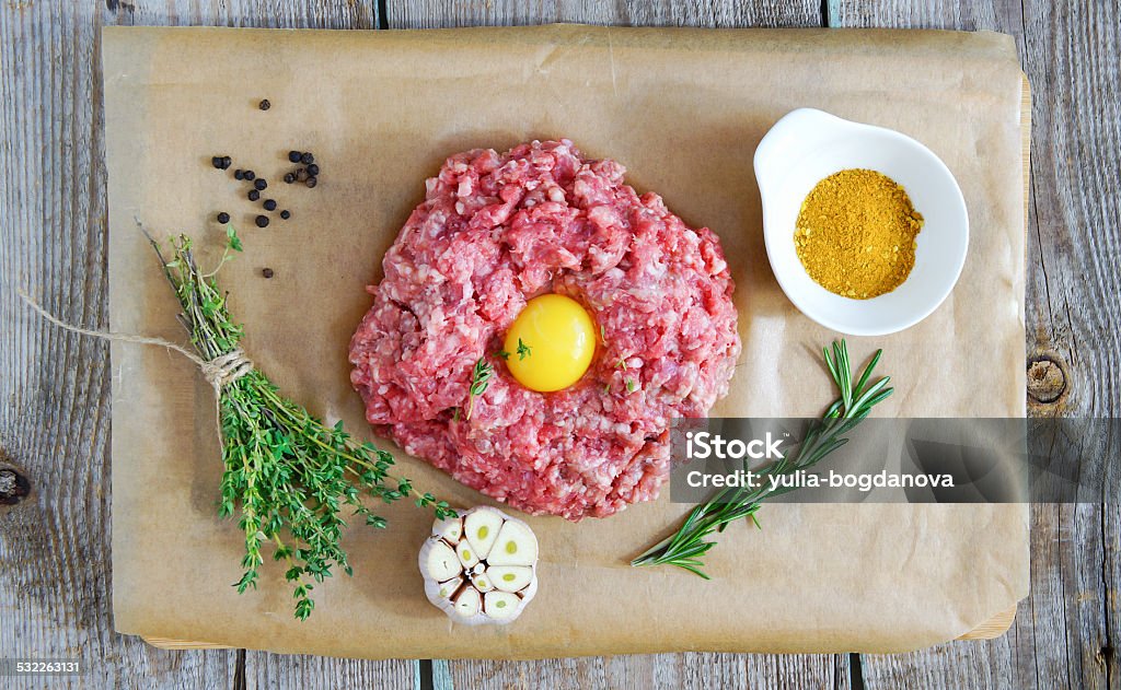beef and pork mince meat beef and pork mincemeat with rosemary, garlic, egg and thyme 2015 Stock Photo