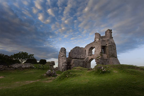 istock Pennard castle Swansea 532263864